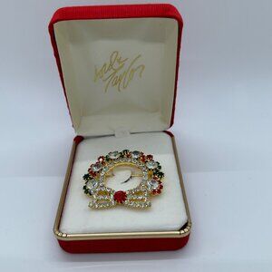 Vintage Lord & Taylor Christmas Wreath Brooch Gold-Tone Rhinestones Red Green Cl